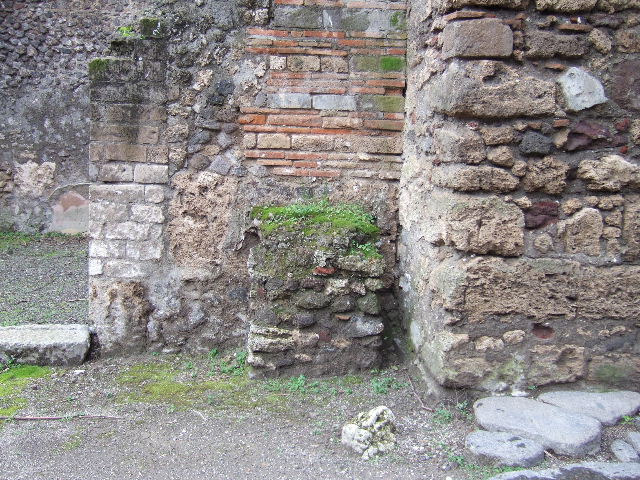 Street altar at IX.14.1