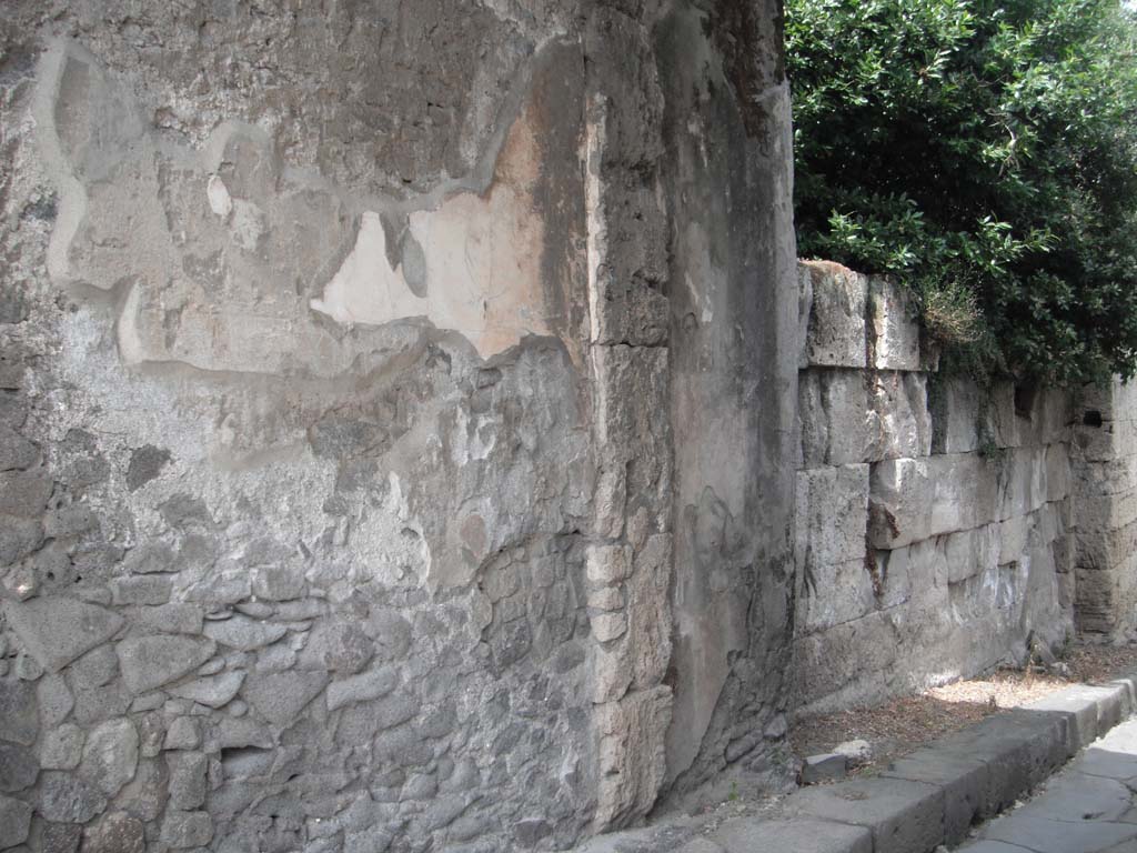 Nola Gate, Pompeii. June 2012. Looking east along north side of Gate. Photo courtesy of Ivo van der Graaff.
