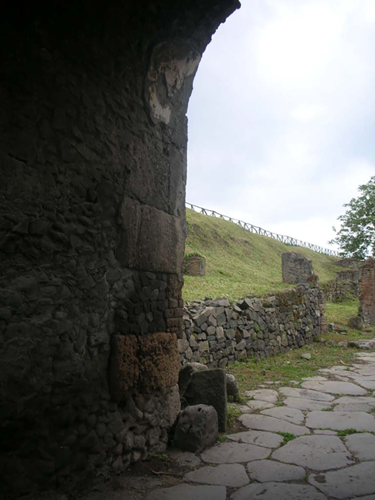 Nola Gate, Pompeii. May 2010. Looking towards west end of south side of gate. Photo courtesy of Ivo van der Graaff.