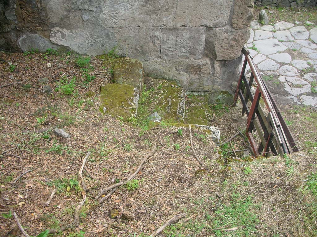 Nola Gate, Pompeii. May 2010. Steps against north exterior wall at west end of gate. Photo courtesy of Ivo van der Graaff.