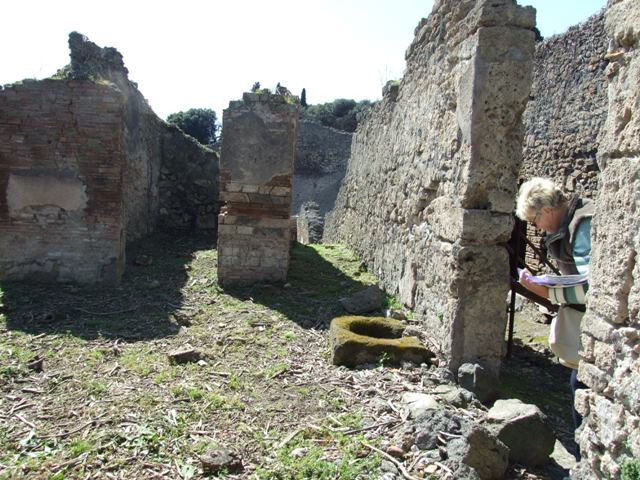 I.2.15 Pompeii.  December 2005. Vaulted cistern partly visible from I.2.14 