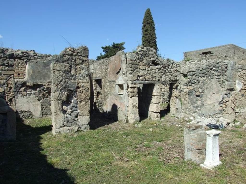 I.2.17 Pompeii.  March 2009.  Looking north east across Atrium, Room 1.