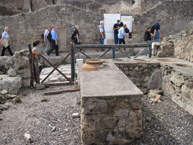 I.3.11 Pompeii.  December 2007. Small room to south now disrupted by grille of the Sarno Canal.