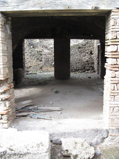 I.3.31 Rear entrance of I.3.3