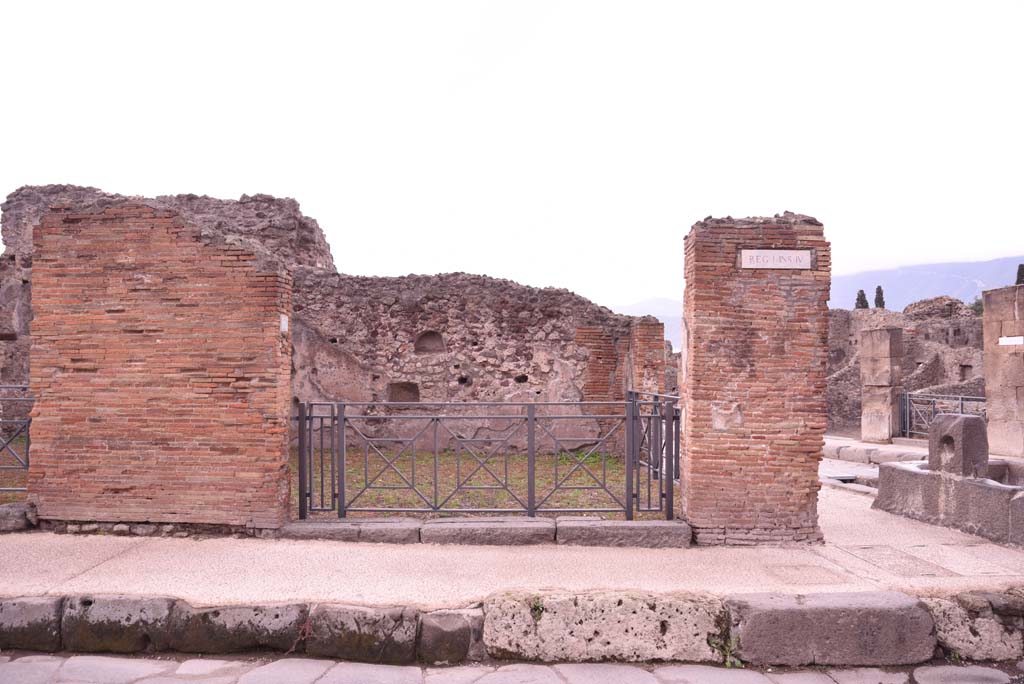 I.4.16 Pompeii. October 2019. Looking south to entrance doorway.
Foto Tobias Busen, ERC Grant 681269 DCOR.
