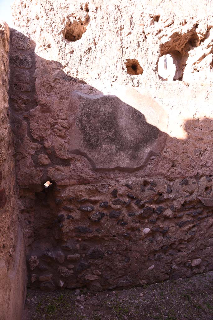 I.4.18 Pompeii. October 2019. Detail from west wall in south-west corner.
Foto Tobias Busen, ERC Grant 681269 DCOR.
