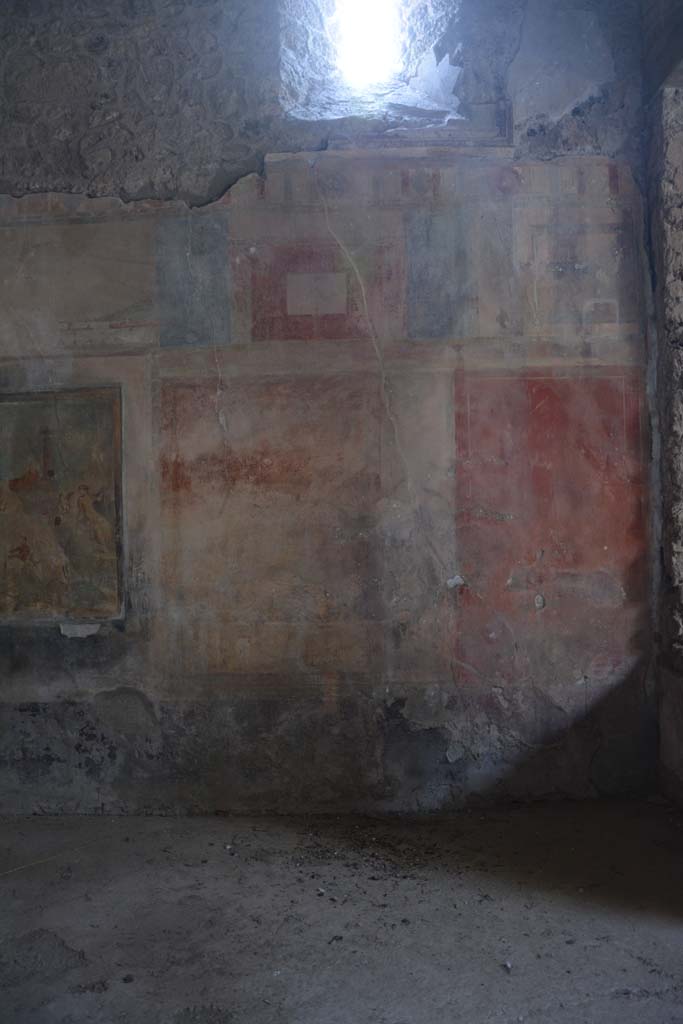I.8.17 Pompeii. March 2019. Room 9, south wall at west end of tablinum.
Foto Annette Haug, ERC Grant 681269 DCOR.
