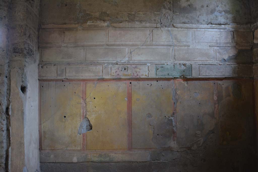 I.8.17 Pompeii. March 2019. Room 15, looking towards south wall.
Foto Annette Haug, ERC Grant 681269 DCOR.
