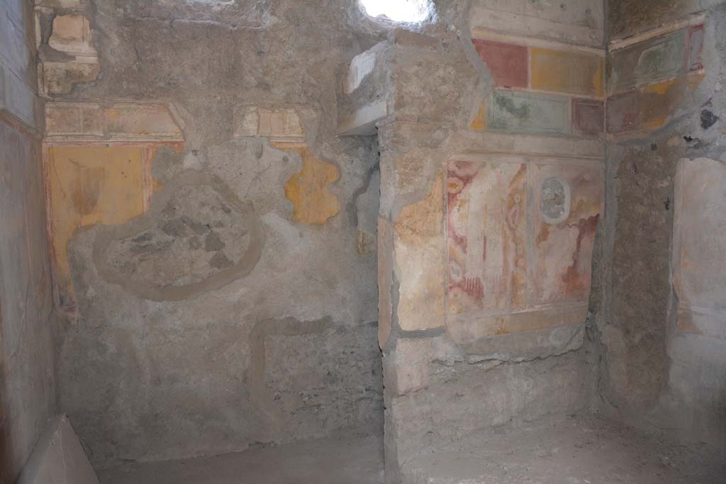 I.8.17 Pompeii. October 2019. Room 15, looking towards west wall. 
Foto Annette Haug, ERC Grant 681269 DCOR.
