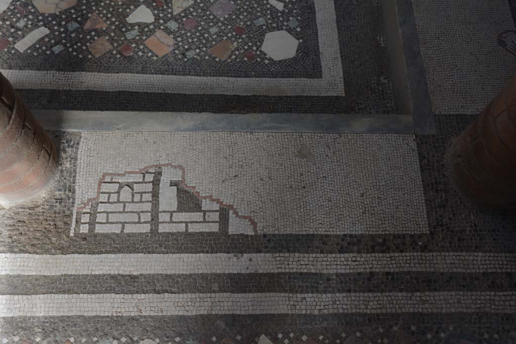 I.10.4 Pompeii. September 2019. Room 46, mosaic of a building.
Foto Annette Haug, ERC Grant 681269 DCOR.
