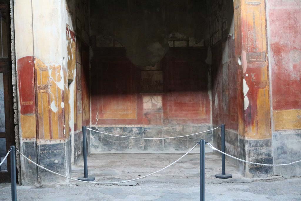 I.10.4 Pompeii. December 2018. Room 4, looking east from atrium. Photo courtesy of Aude Durand.
