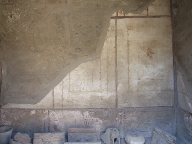 I.10.7 Pompeii. March 2009. Room 4.  Atrium.  Marble table.  Looking south. 

