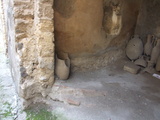 I.10.7 Pompeii. March 2009. Room 2. Cubiculum. Doorway in entrance corridor.