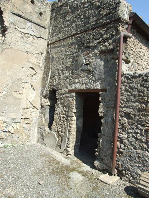 I.10.8 Pompeii.  March 2009.  Room 3. Cubiculum. North wall, with window to Vicolo del Menandro.