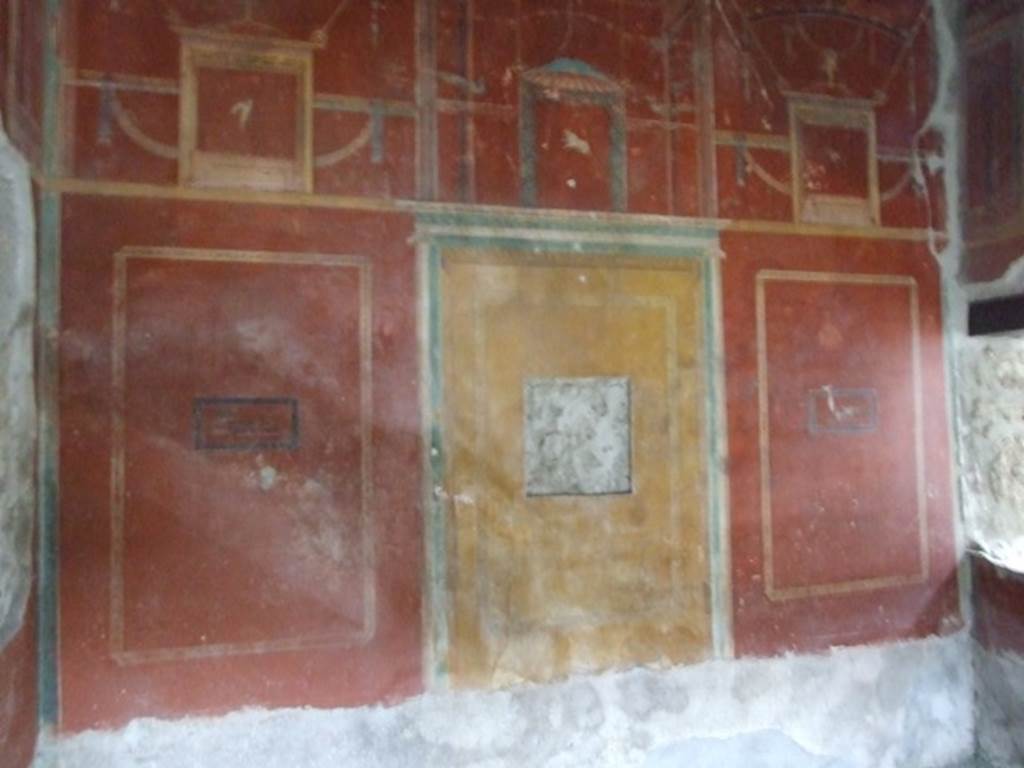 I.11.17 Pompeii. December 2007. Room 3, east wall of triclinium.