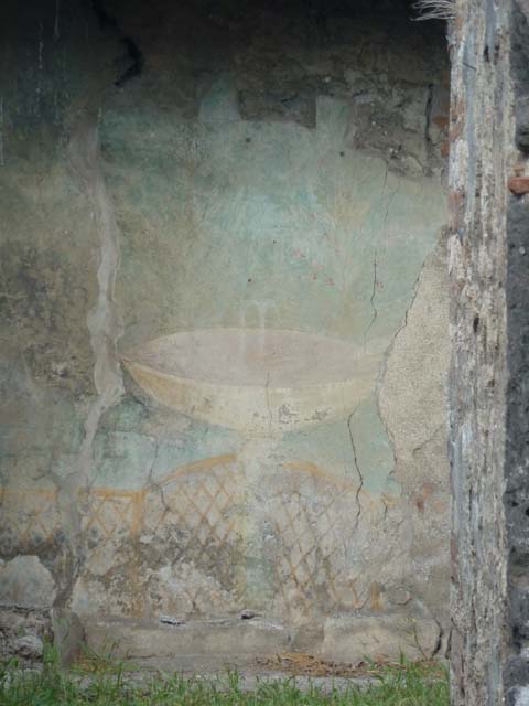 I.12.16 Pompeii.  March 2009.  Room 2.  North east corner, with recess.