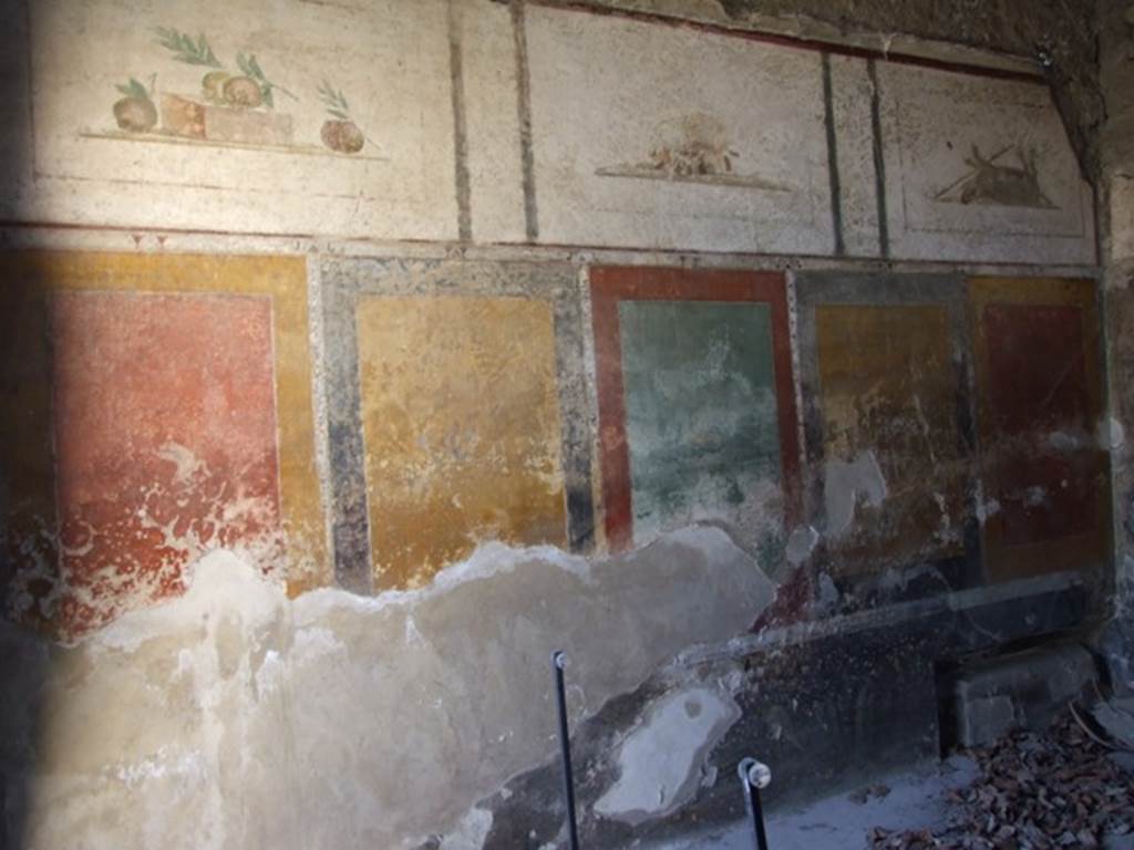 II.1.12 Pompeii.  March 2009.  Triclinium.   South wall.