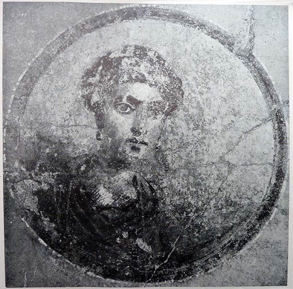 II.2.2 Pompeii. Old photograph of medallion from east side of south wall of room “a” cubiculum, prior to bombing in 1943.