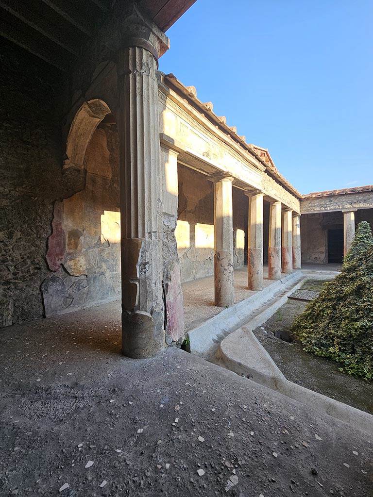 V.2.i Pompeii. November 2024. 
Peristyle 23, looking south along the east side from north-east corner. Photo courtesy of Annette Haug.
