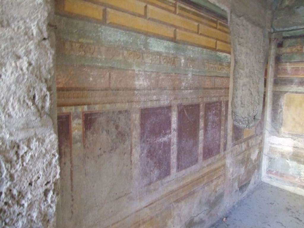 V.2.i Pompeii.  December 2007.  Room 18.  Bedroom or small dining room?