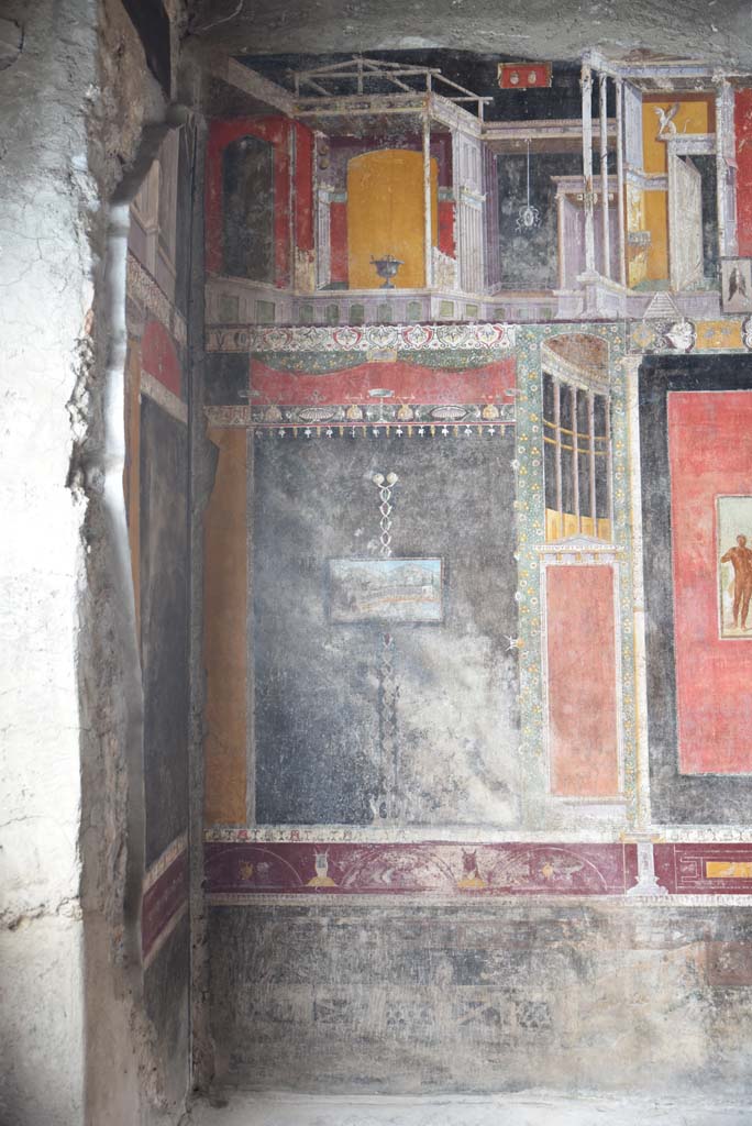 V.4.a Pompeii. March 2018. Room ‘h’, east end of south wall of tablinum.
Foto Annette Haug, ERC Grant 681269 DÉCOR.


