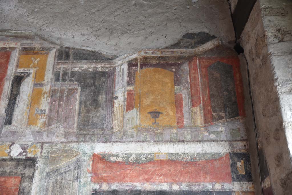 V.4.a Pompeii. March 2018. Room ‘h’, upper north wall in north-east corner.
Foto Annette Haug, ERC Grant 681269 DÉCOR.
