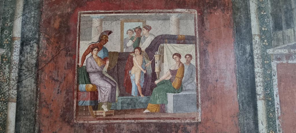 V.4.a Pompeii. January 2023. 
Room ‘h’, central wall painting on north wall, the wedding of Mars and Venus. Photo courtesy of Miriam Colomer.

