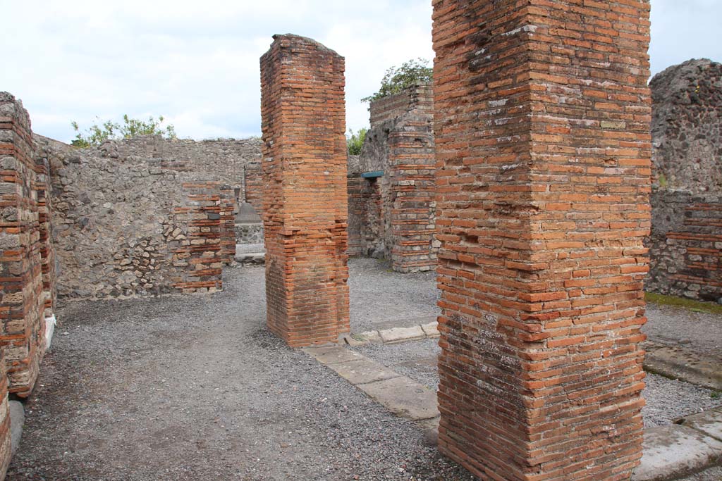 VI.3.3 Pompeii. April 2014. Room 1, looking east across north side of atrium, towards bakery room. Photo courtesy of Klaus Heese.