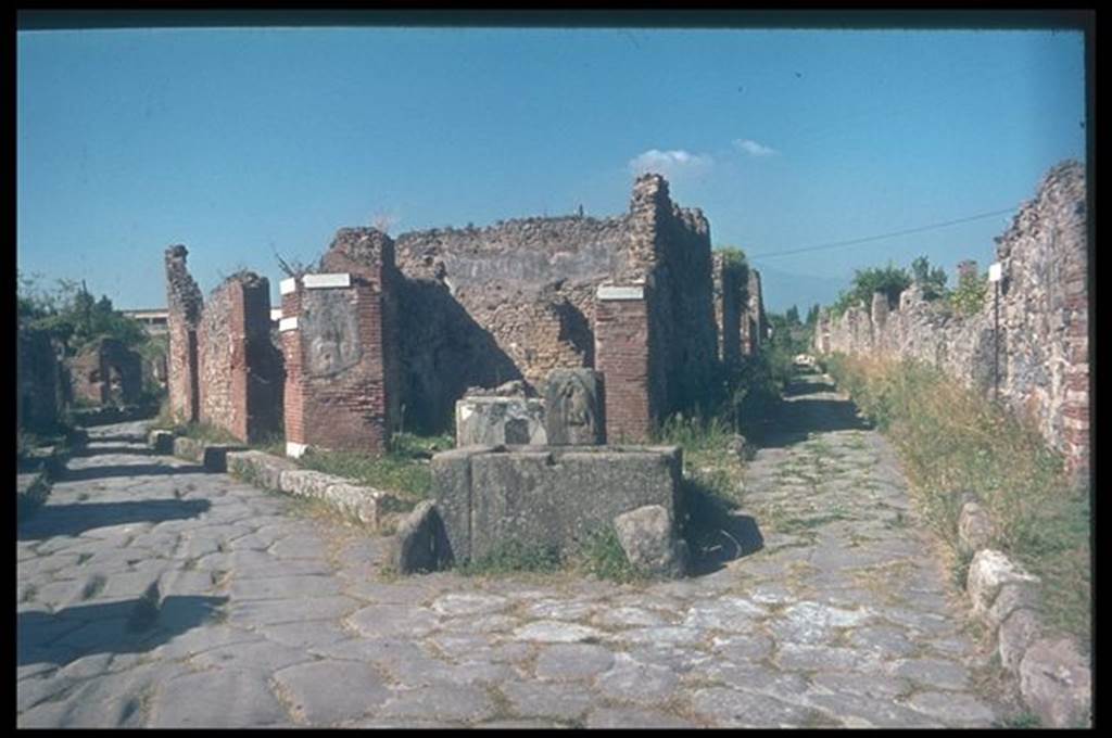 VI.3.20 Pompeii. Looking north towards bar, in junction of Via Consolare and Vicolo di Modesto. Photographed 1970-79 by Gnther Einhorn, picture courtesy of his son Ralf Einhorn.
