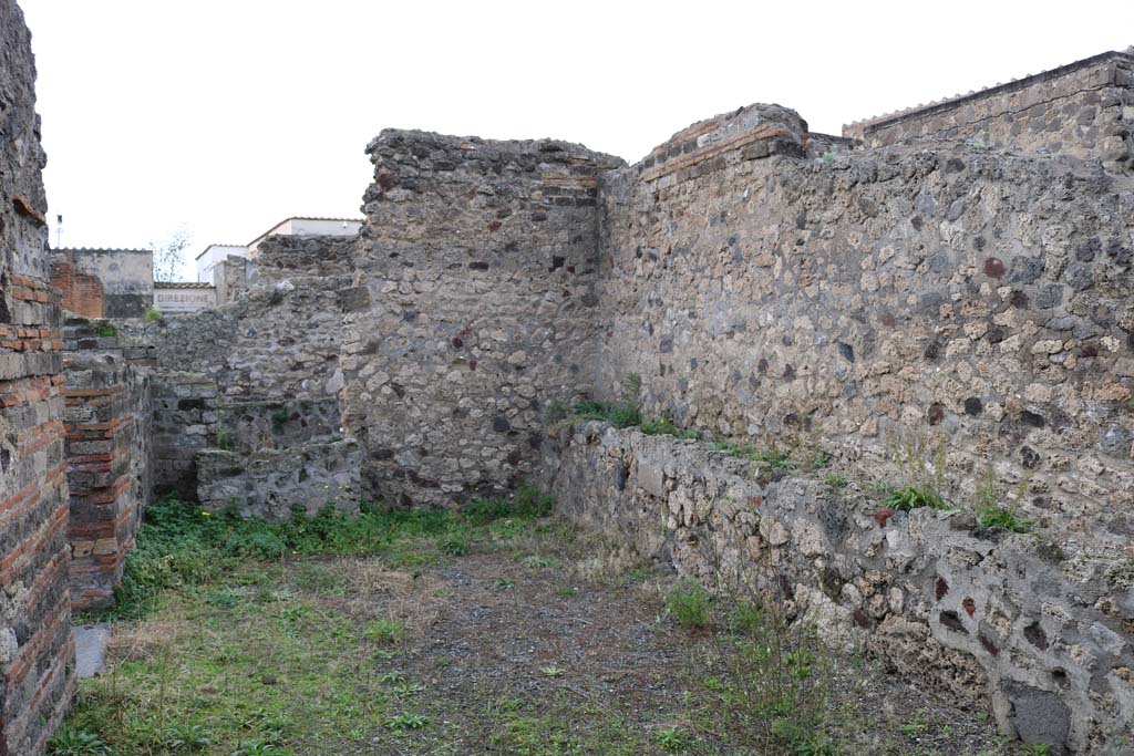 VI.3.28 Pompeii. December 2018. Looking west, with doorway to mill-room of Vi.3.3, on left. Photo courtesy of Aude Durand.