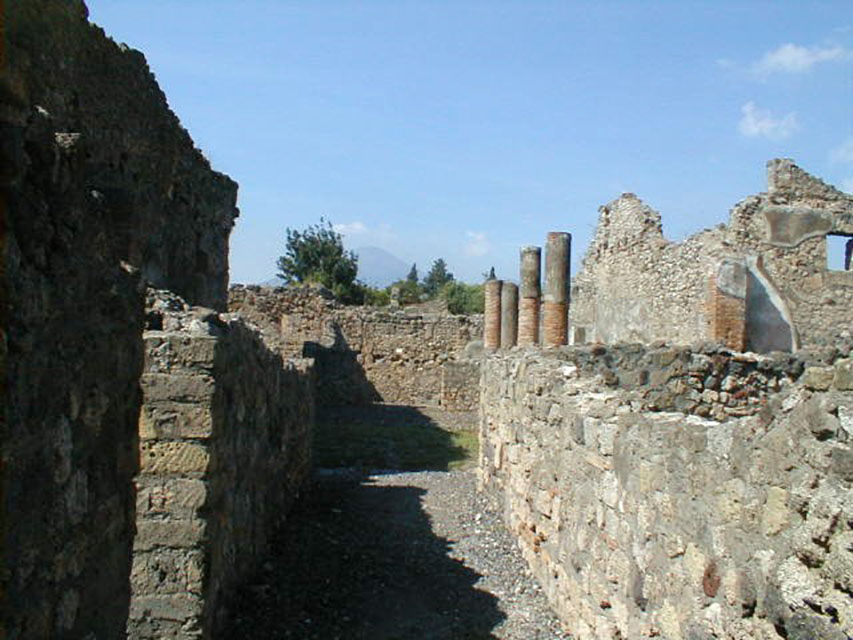 VI.5.14 House.