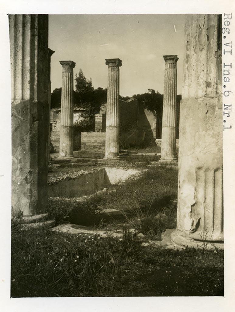 VI.6.1 Pompeii. Pre-1937-39. Looking north-west across pool in peristyle.
Photo courtesy of American Academy in Rome, Photographic Archive. Warsher collection no. 1391.
