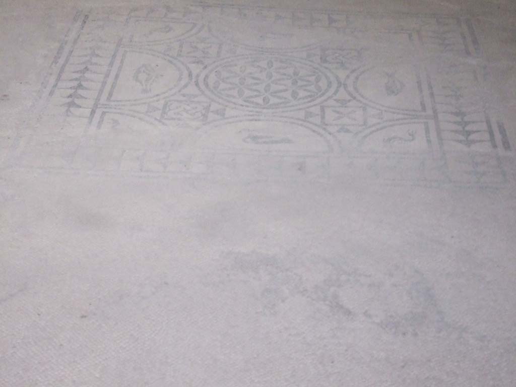 VI.8.3/5 Pompeii. December 2006. Room 12, mosaic floor.
