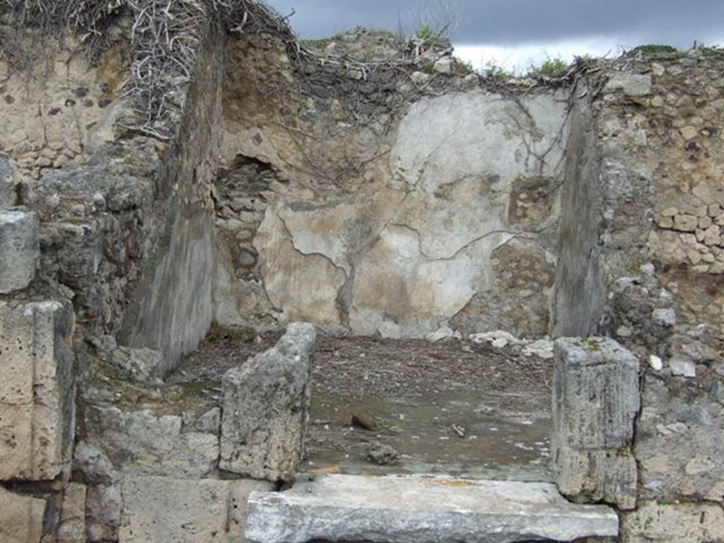 VI.10.7 Pompeii.  March 2009.  Room 9.  Room on north side of house at upper level.