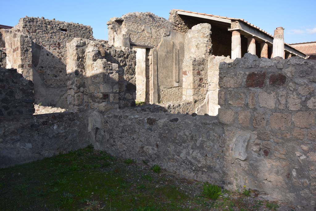 VI.11.10 Pompeii. October 2017. Room 31, looking towards north-west corner and north wall.
Foto Annette Haug, ERC Grant 681269 DCOR
