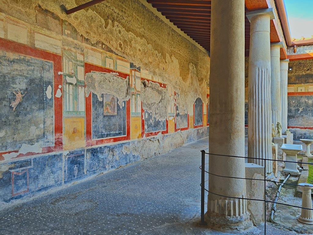 VI.15.1 Pompeii. April 2023. Looking west along south portico. Photo courtesy of Giuseppe Ciaramella.
