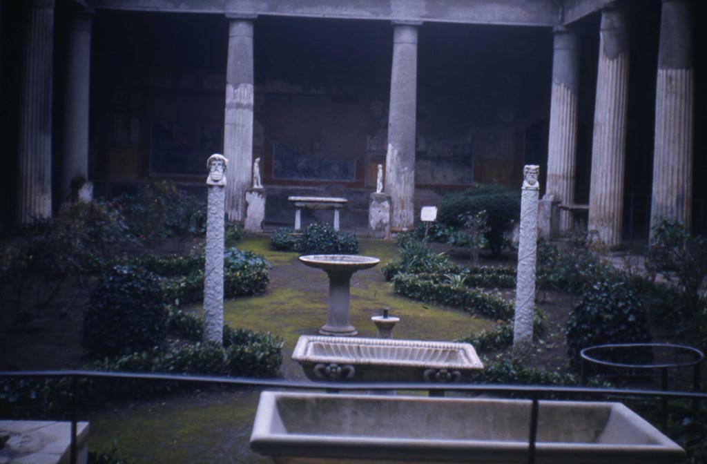 VI.15.1 Pompeii. February 1952. Looking south across garden of peristyle.
Photo courtesy of John Vanko, his father took the photo in 1952.
