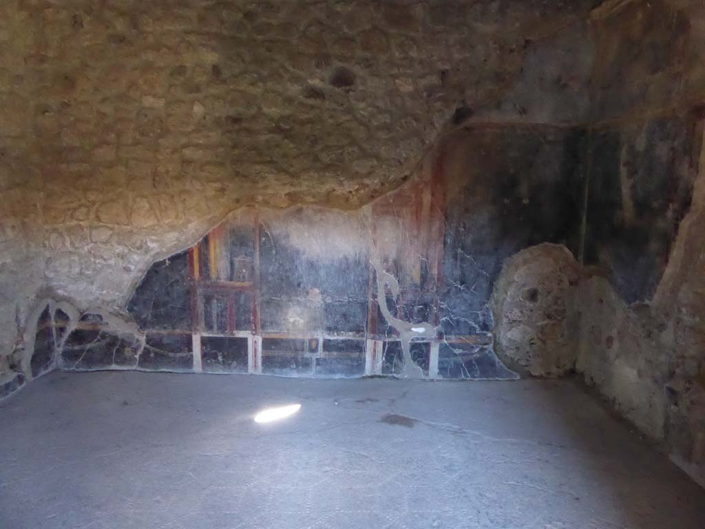 VI.16.7 Pompeii. September 2015. Room M, looking across flooring towards north wall.
Foto Annette Haug, ERC Grant 681269 DCOR.
