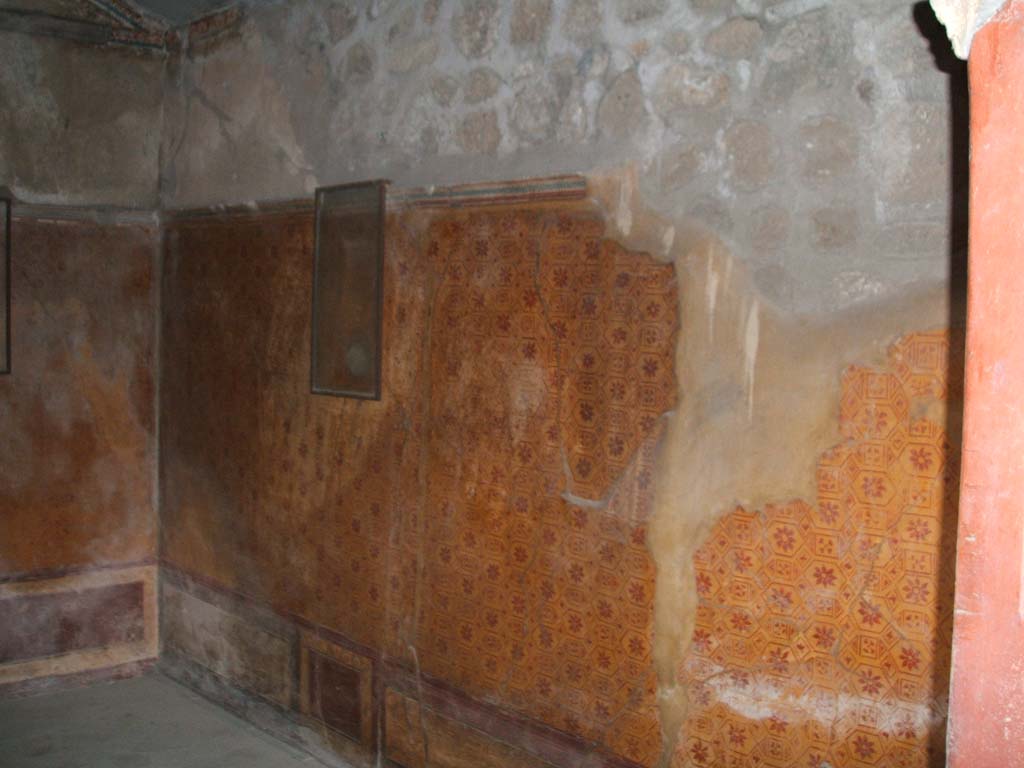 VI.16.7 Pompeii. December 2004 Room I, east wall.