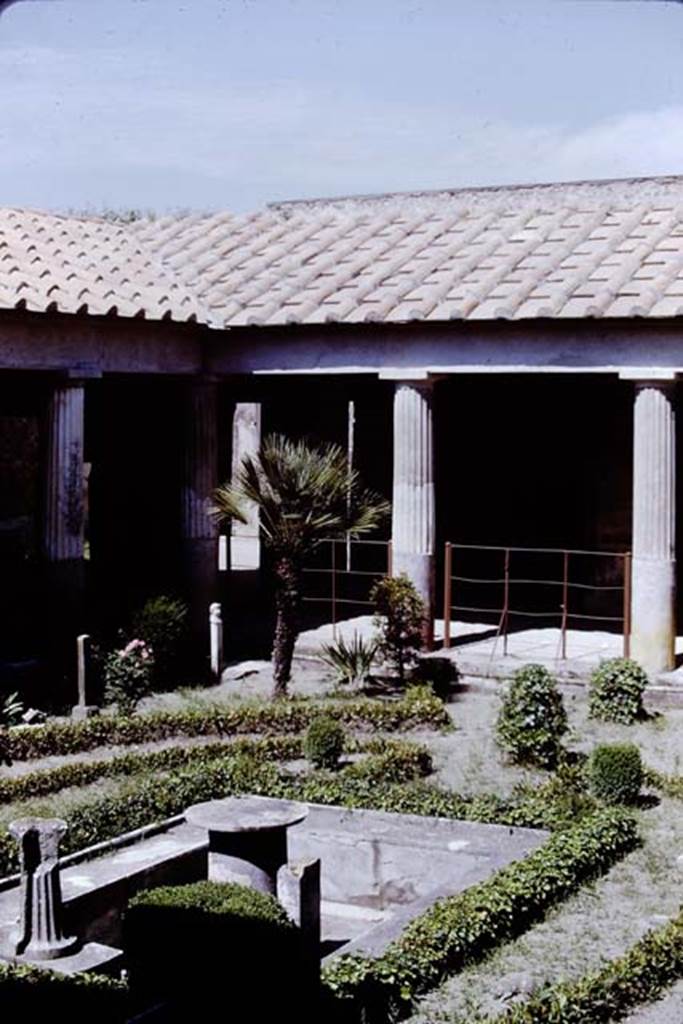 VI.16.7 Pompeii, 1968. Looking north-east across pool, towards the east side in the north-east corner of the peristyle garden. Photo by Stanley A. Jashemski.
Source: The Wilhelmina and Stanley A. Jashemski archive in the University of Maryland Library, Special Collections (See collection page) and made available under the Creative Commons Attribution-Non Commercial License v.4. See Licence and use details. J68f0089
