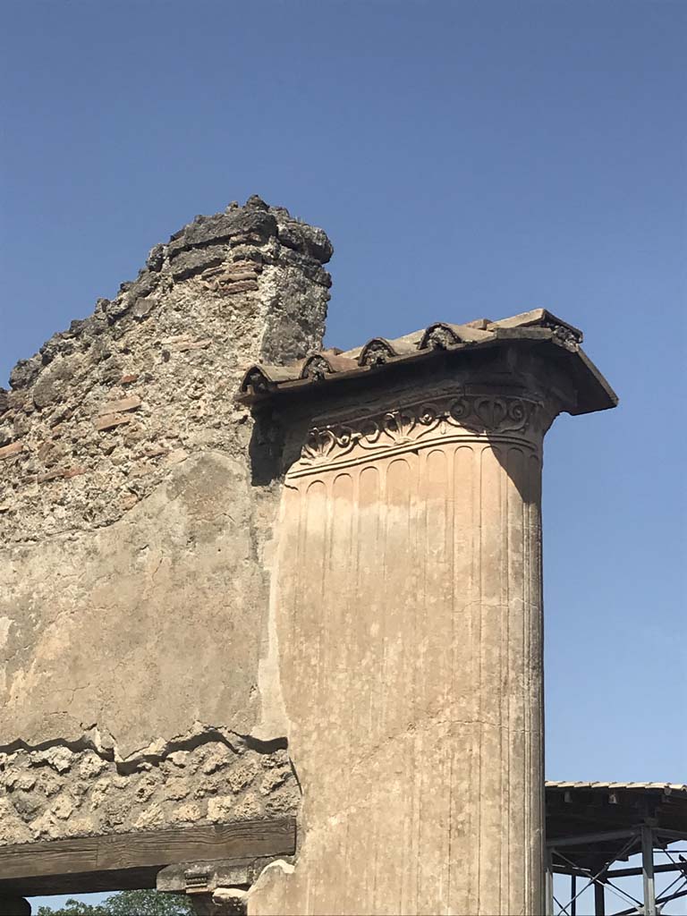 VII.1.8 Pompeii. April 2019. Pilaster at south end of Portico B. Photo courtesy of Rick Bauer.