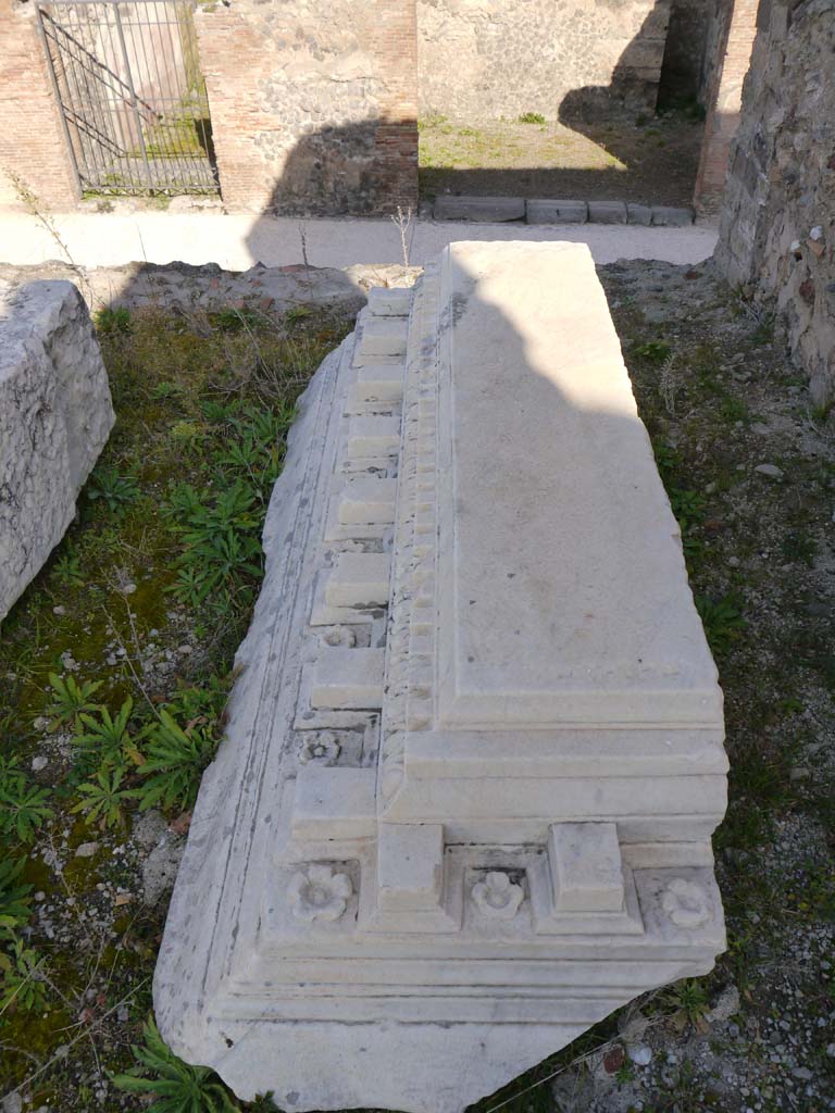 VII.4.1, Pompeii. March 2019. Item from Temple, looking north.
Foto Anne Kleineberg, ERC Grant 681269 DÉCOR.
