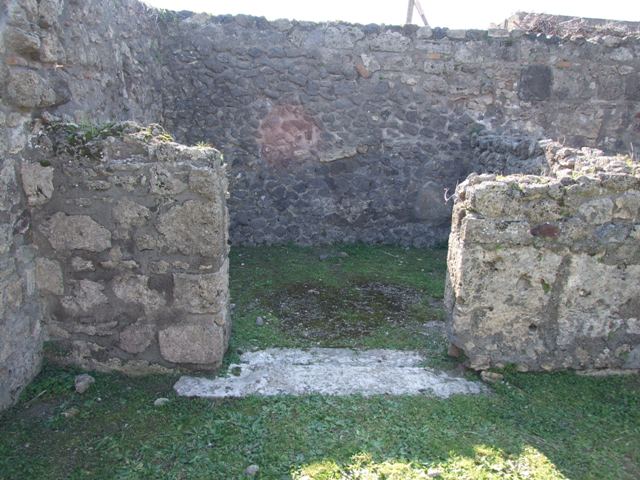 VII.4.31 Pompeii.  March 2009.  Room 6.  Ala on west side of Atrium