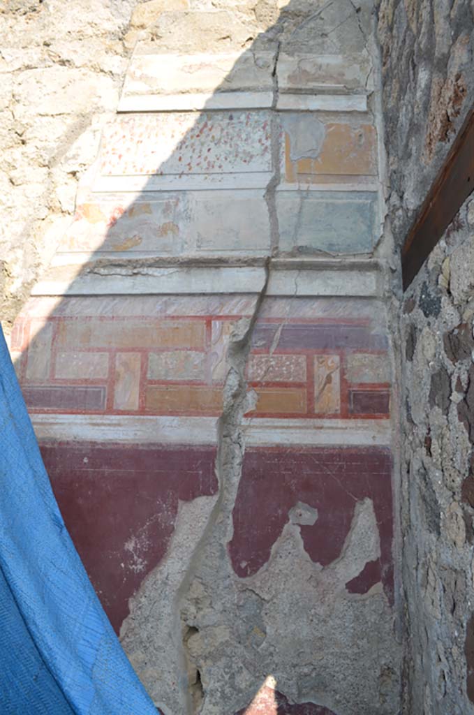 VII 6 38 Pompeii. September 2019. Room 29, north wall in north-east corner.
Foto Annette Haug, ERC Grant 681269 DCOR.
