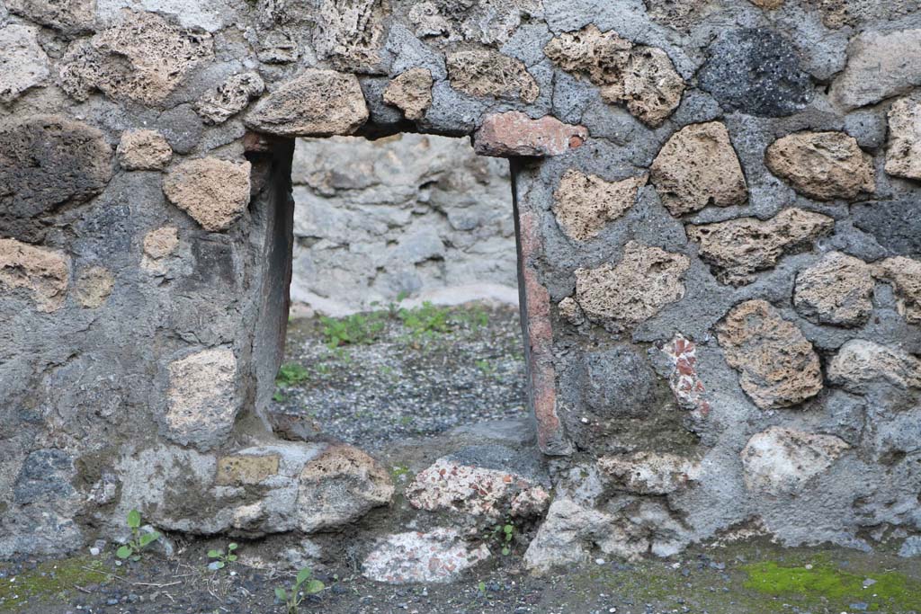 VII.7.9, Pompeii. December 2018. Looking north towards recess/niche in north wall of room on south-east side. Photo courtesy of Aude Durand.