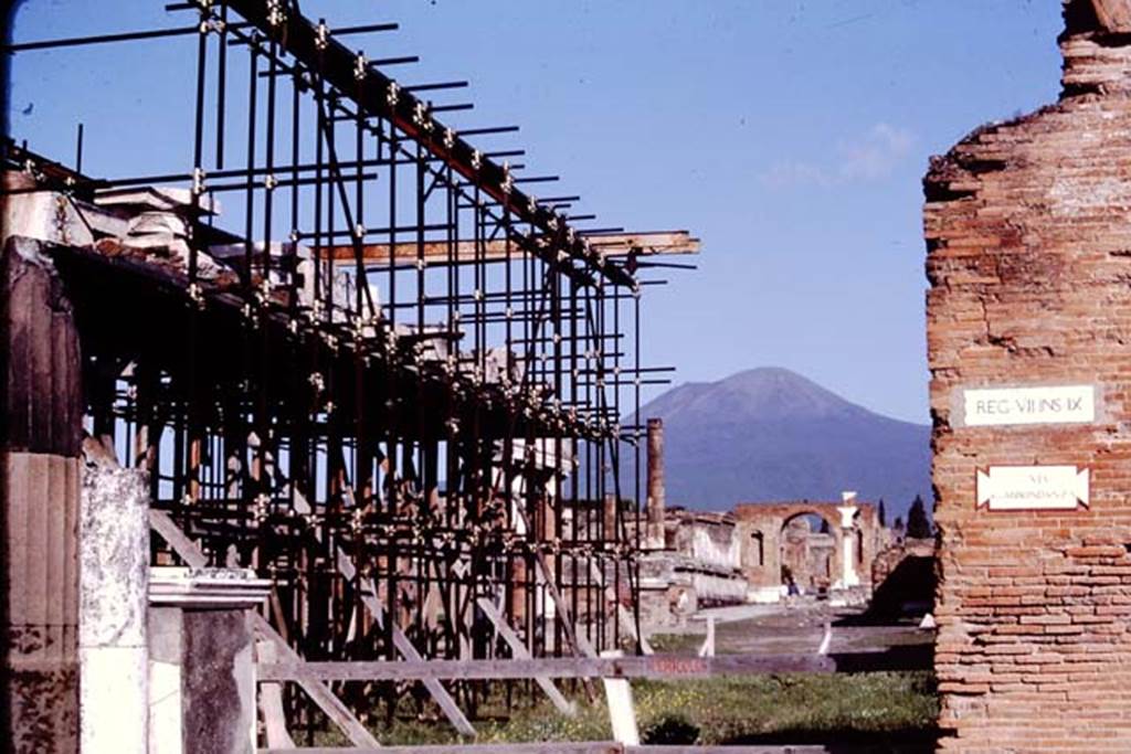 VII.8 Pompeii Forum. 1982 or 1983. Looking north along east side, from near Eumachia’s portico, after the 1980 earthquake.   
Source: The Wilhelmina and Stanley A. Jashemski archive in the University of Maryland Library, Special Collections (See collection page) and made available under the Creative Commons Attribution-Non Commercial License v.4. See Licence and use details. J80f0485
