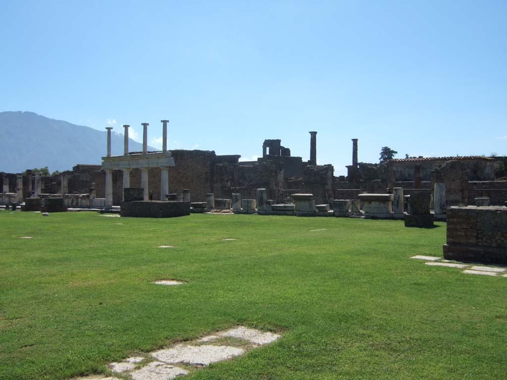 VII.8 Pompeii Forum. September 2005. West side looking south-west.
