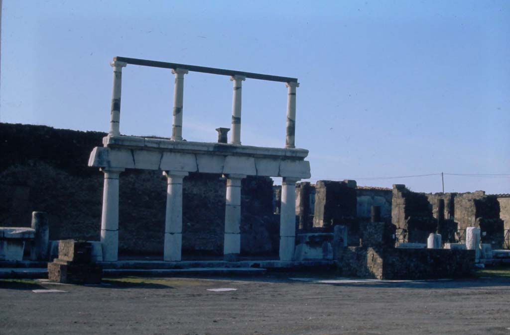 VII.8.00 Pompeii. 4th December 1971. West side of Forum. 
Photo courtesy of Rick Bauer, from Dr George Fay’s slides collection.

