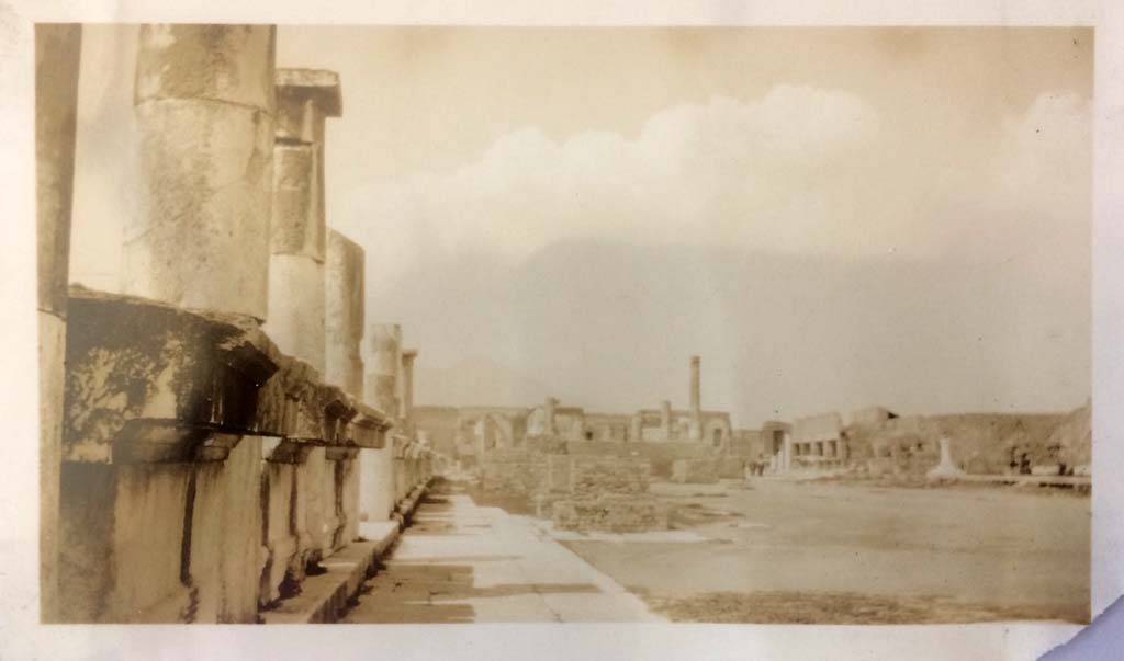 VII.8.00 Pompeii. April 1903. Looking north along west side of Forum. Photo courtesy of Rick Bauer.