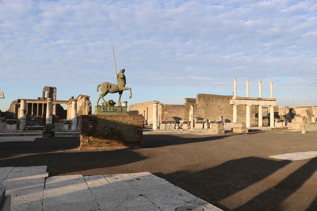 VII.8 Pompeii Forum. December 2018. Looking west across Forum, with Basilica on left. Photo courtesy of Aude Durand.